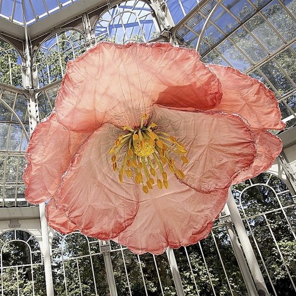petrit halilaj-palacio de cristal retiro madrid flores 2