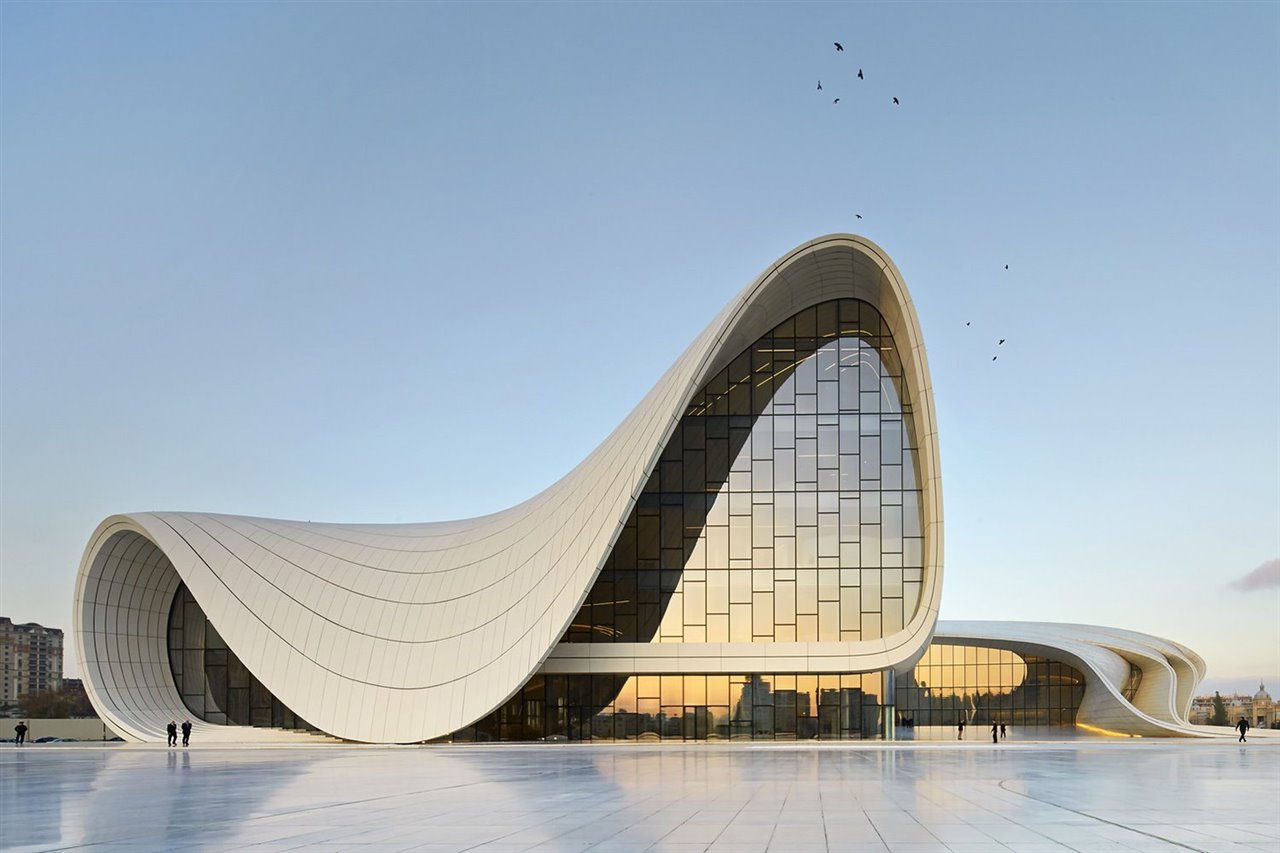 Heydar Aliyev Center, Baku, Azerbayán (2013).