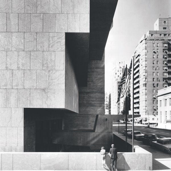 Edificio MET, una joya de Marcel Breuer a contracorriente en Nueva York