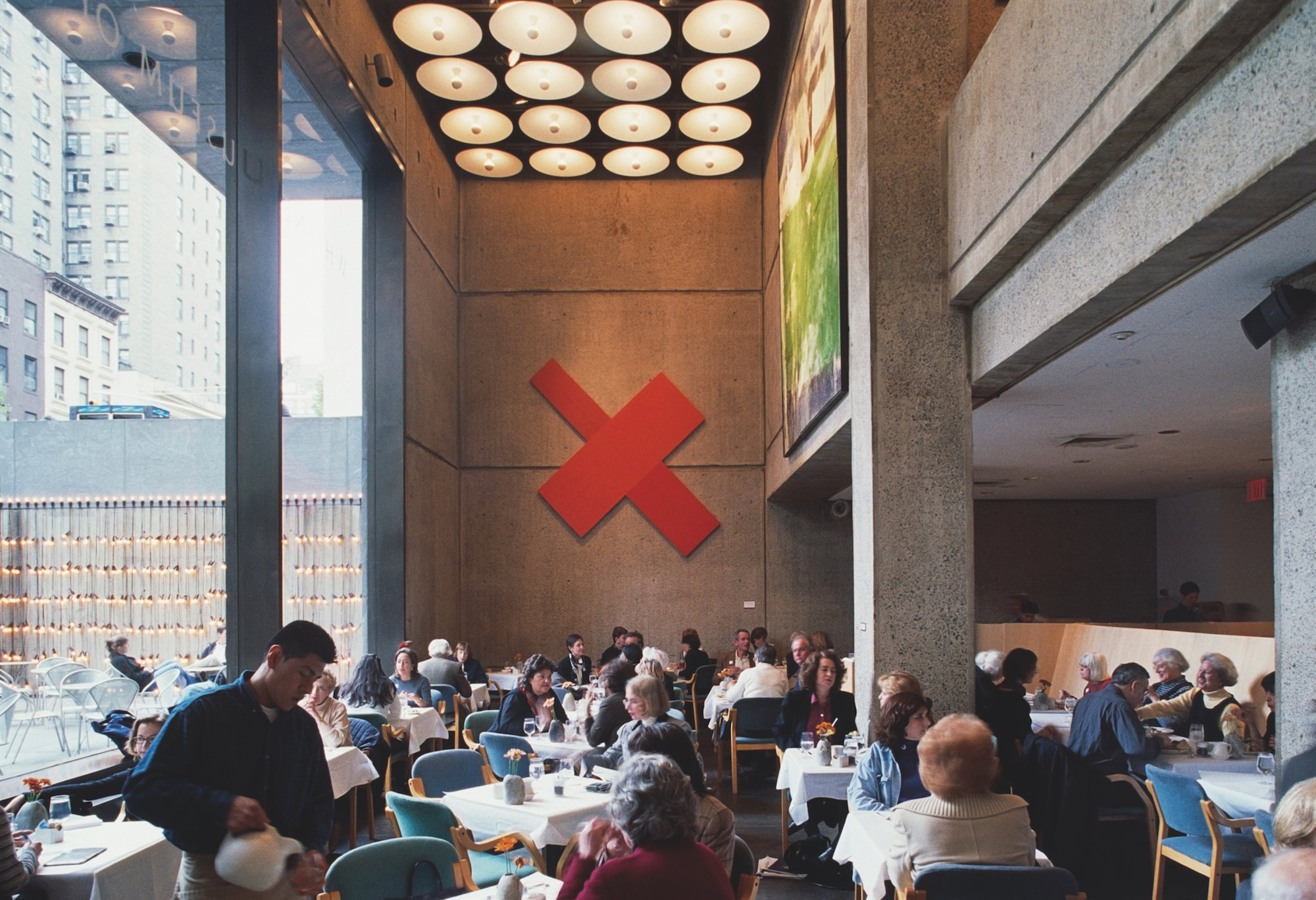 MET Nueva York edificio de Marcel Breuer restaurante