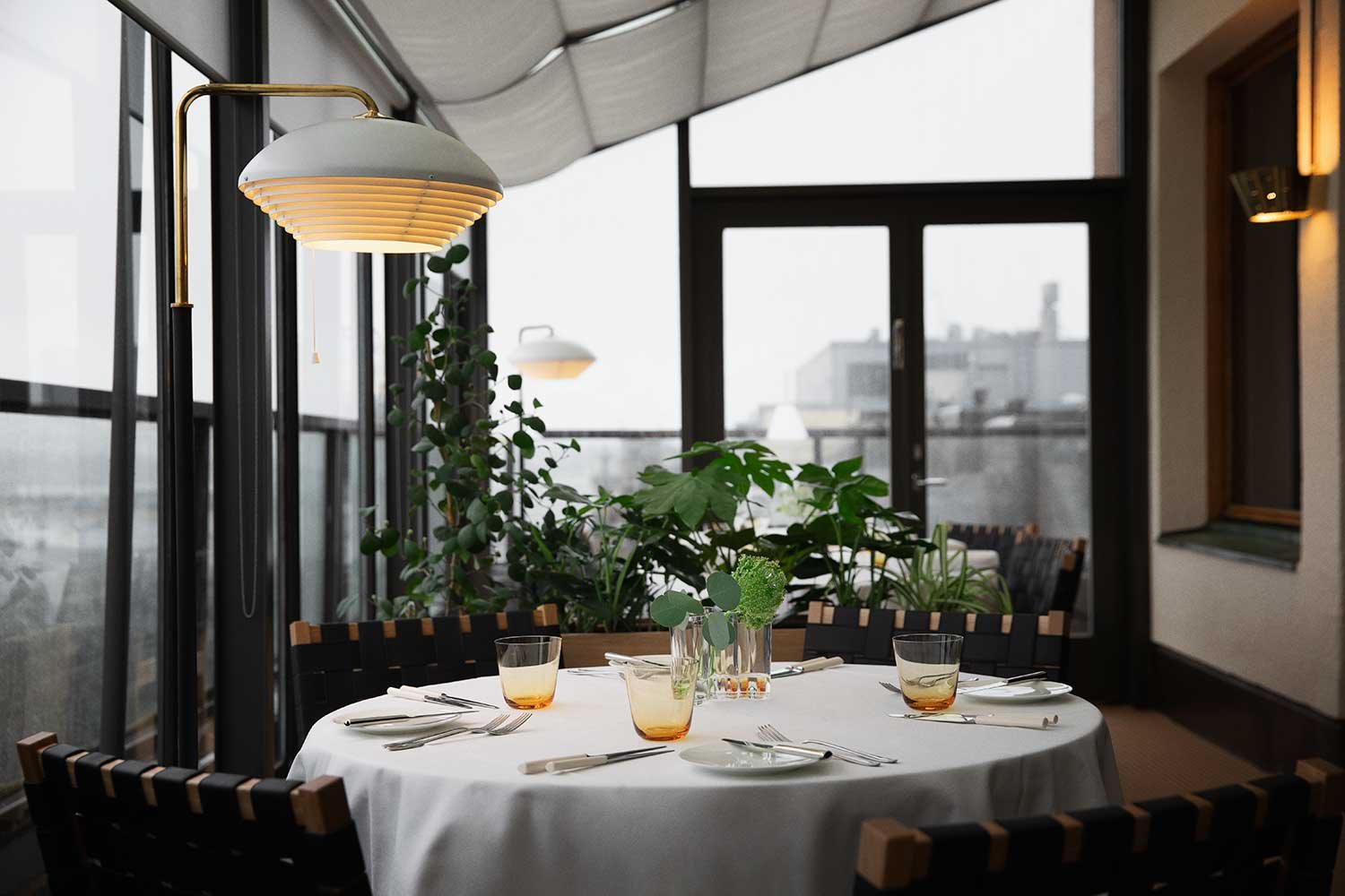 mesa-comedor-restaurante-Savoy-Helsinki-Ilse-Crawford
