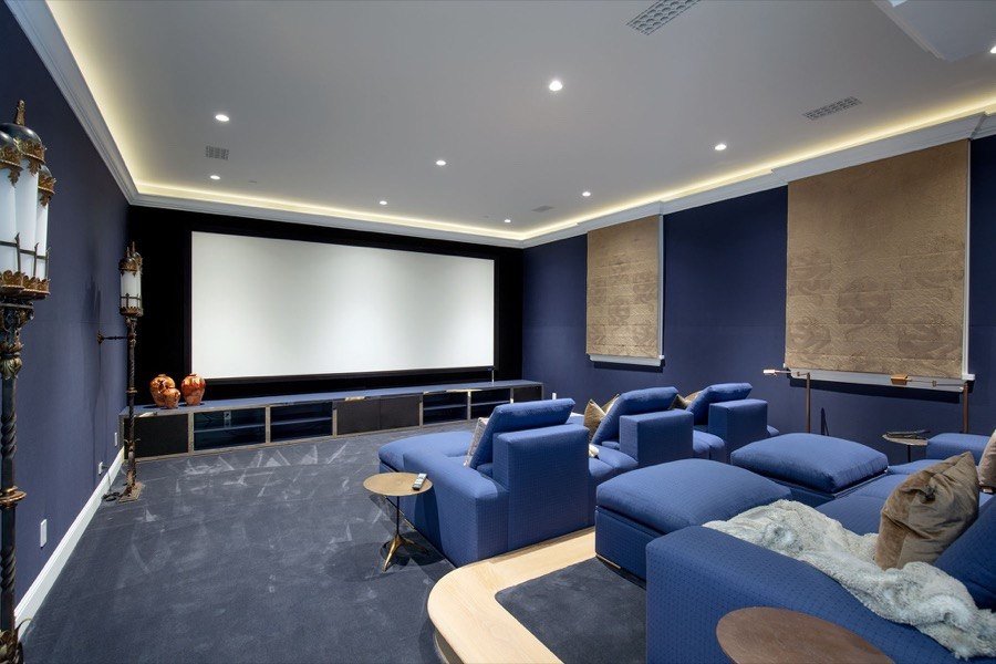 Sala de cine casa Justin Bieber y Hailey Baldwin