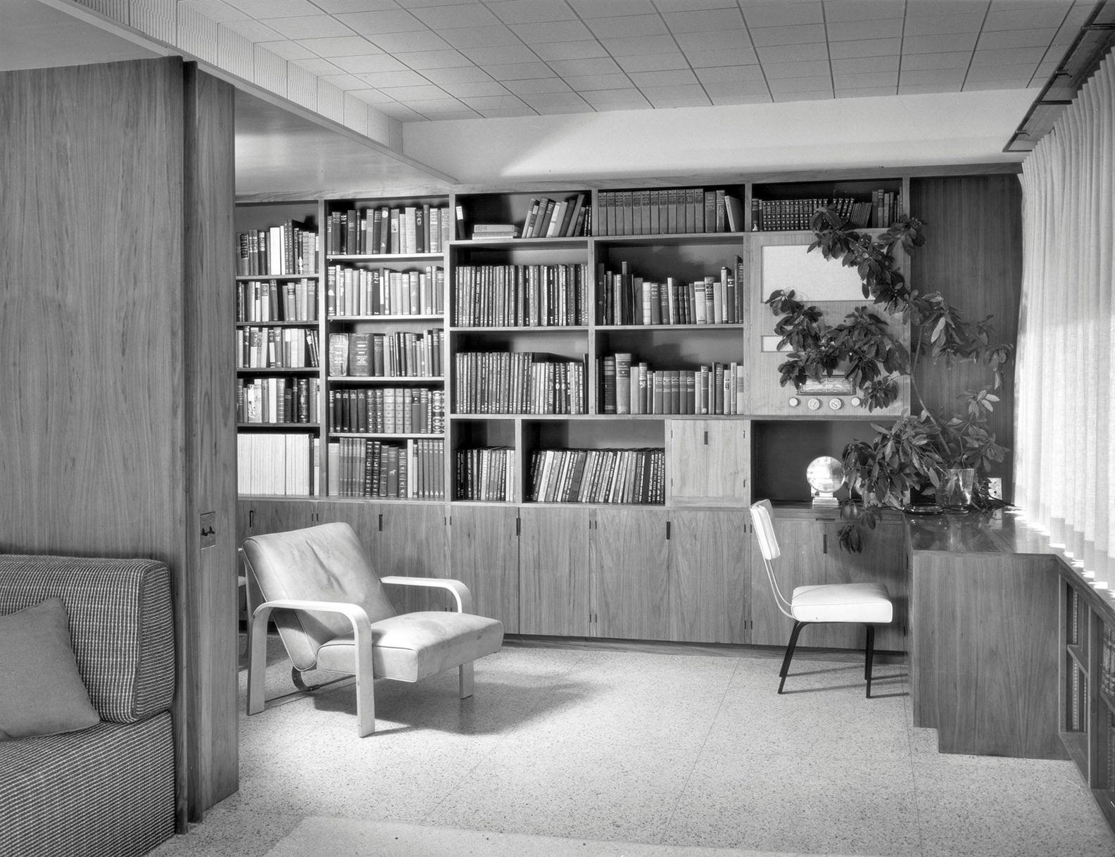 Biblioteca Casa en Montecido california diseñada por Richard Neutra