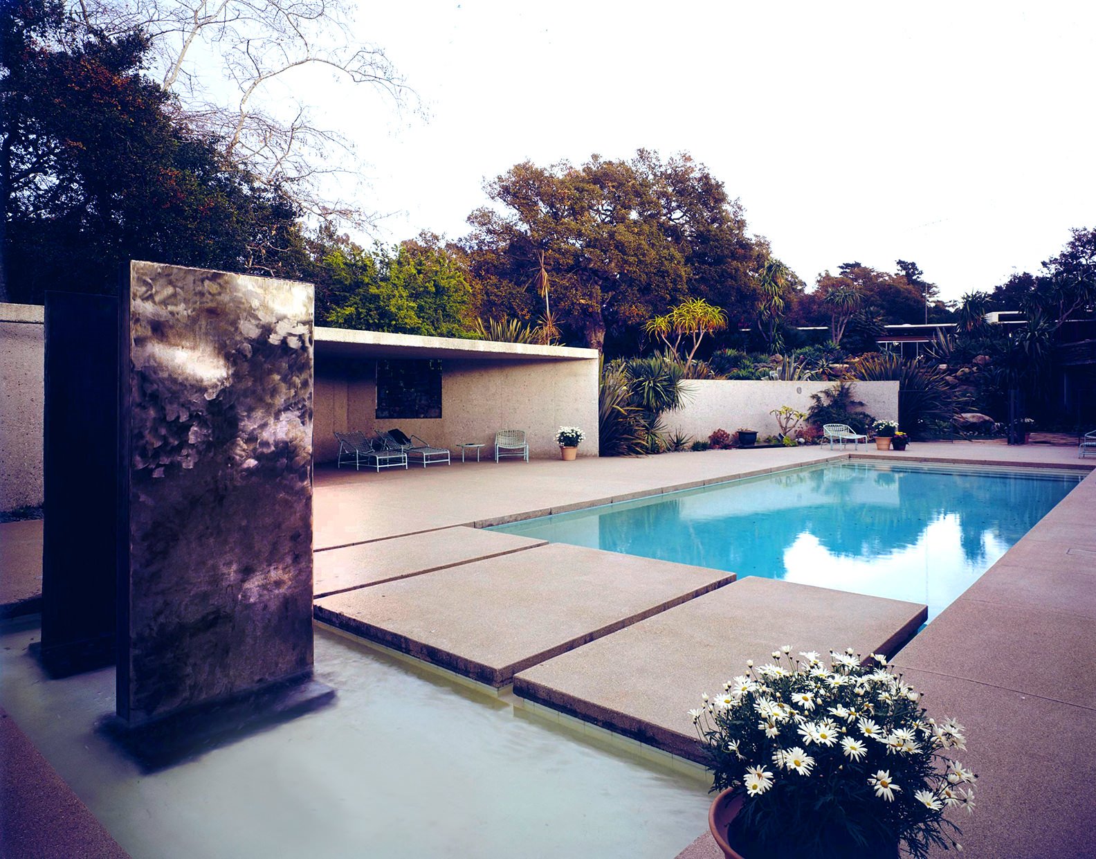 Piscina y porche Casa en Montecido california diseñada por Richard Neutra