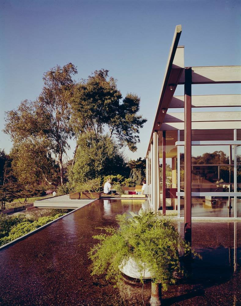 casa-vdl-de-richard-neutra-reconstruida-por-kettal-5 0736690a 789x1000