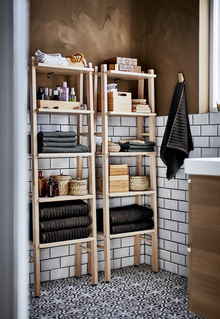 Estanterias de madera para el baño de Ikea