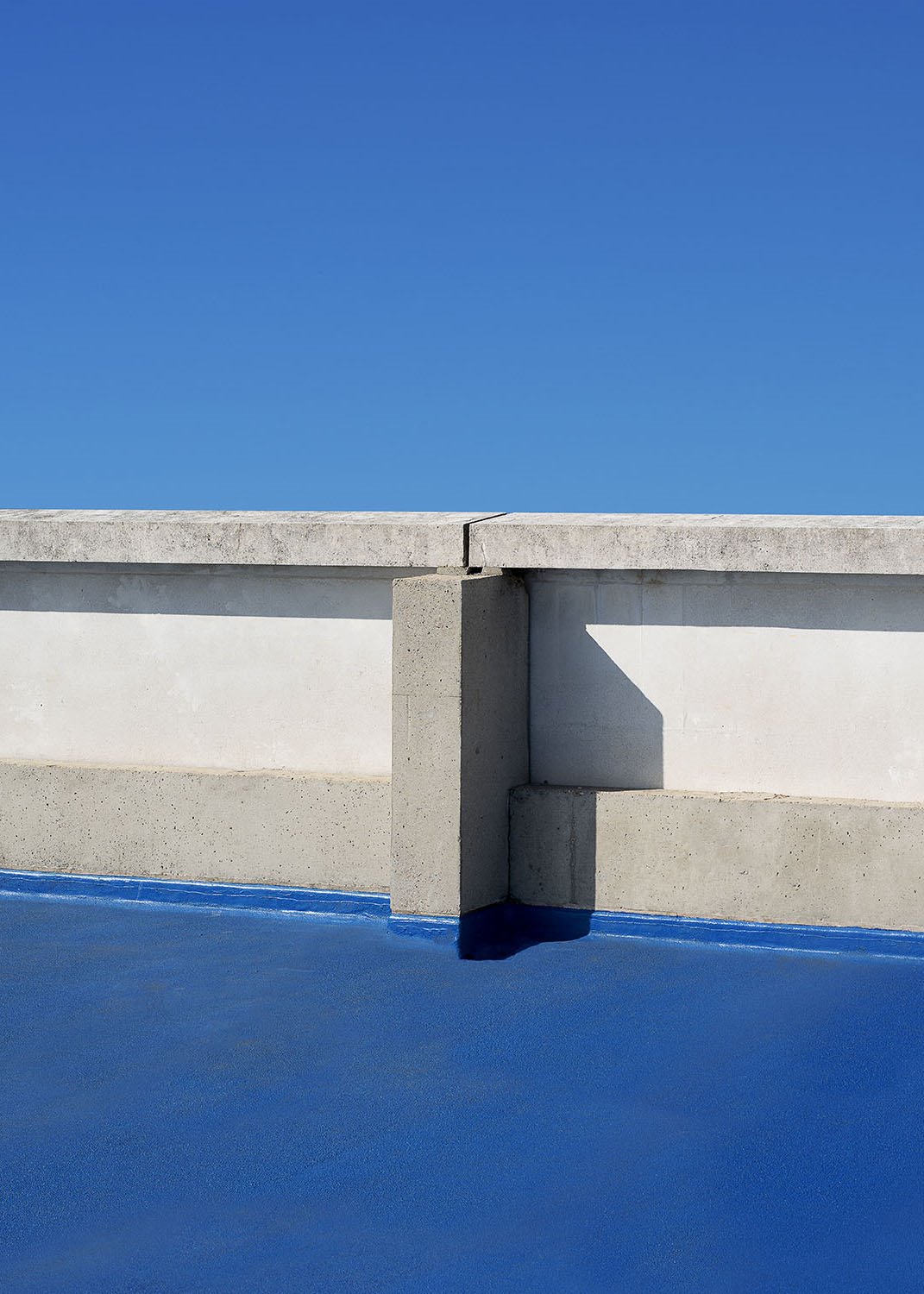 Spatial Visions-fotos de Connor Daly-Blue-Drive