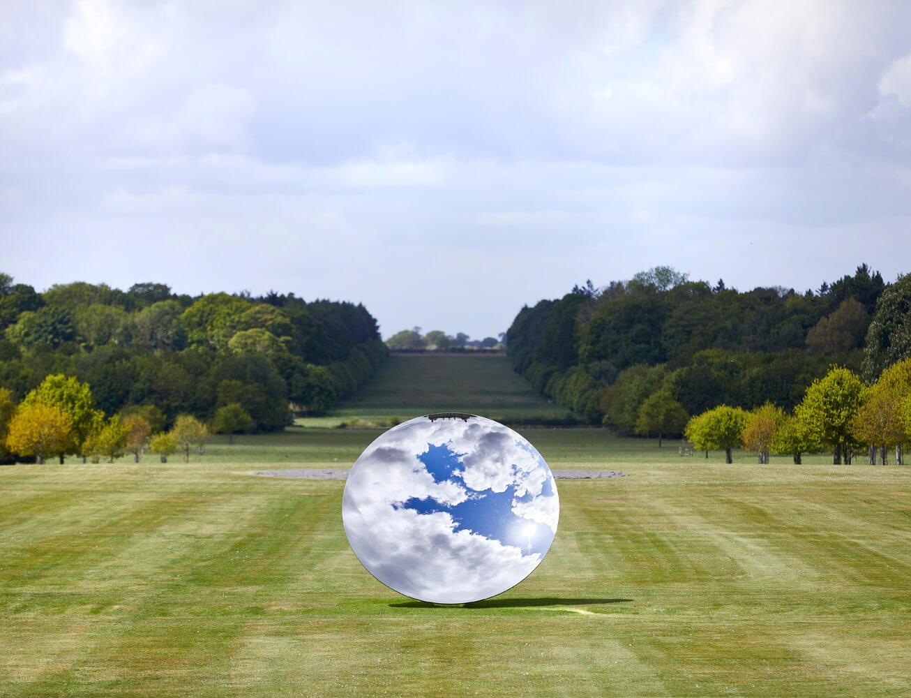 Anish Kapoor en Houghton Hall 