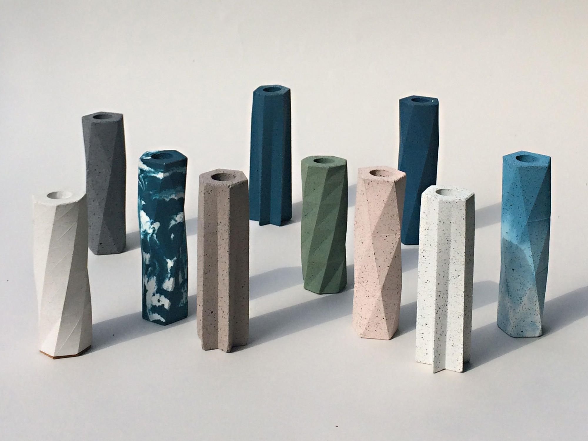 Jarrones de phil cuttance hechos con la tecnica de resina jesmonite manualidades