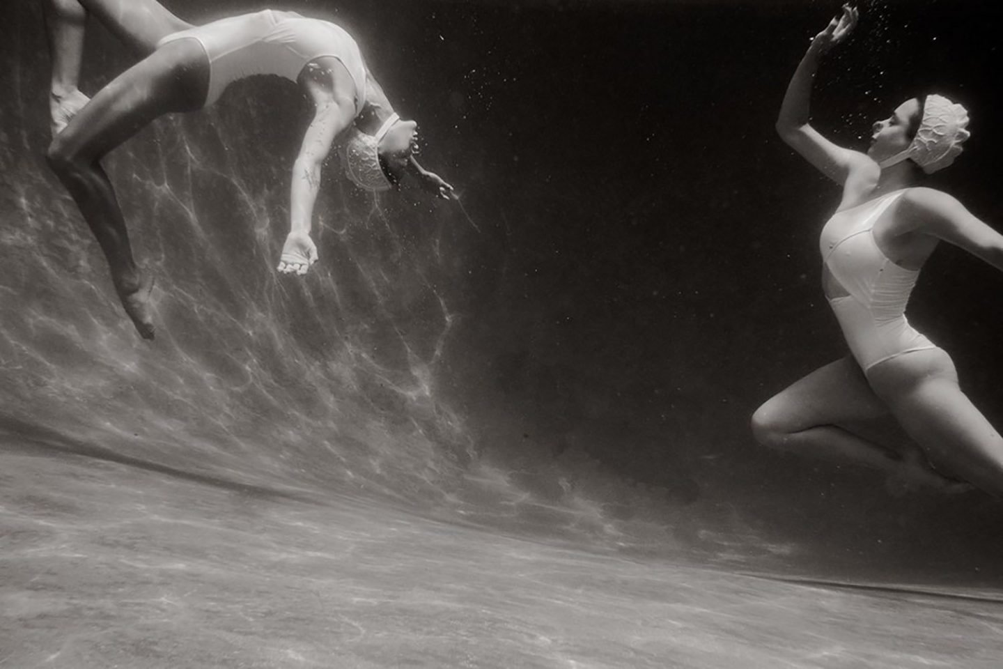 Instagram Emma Hartvig The Swimmers 7