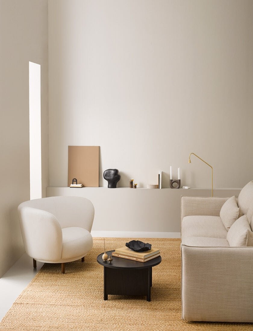salon en color blanco y ocre