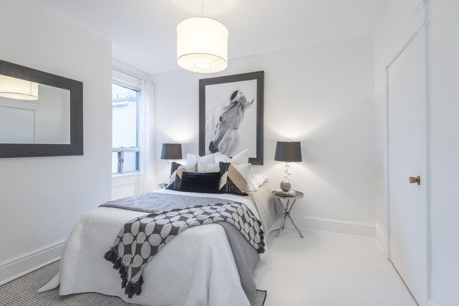 Dormitorio de la casa de meghan markle en Toronto