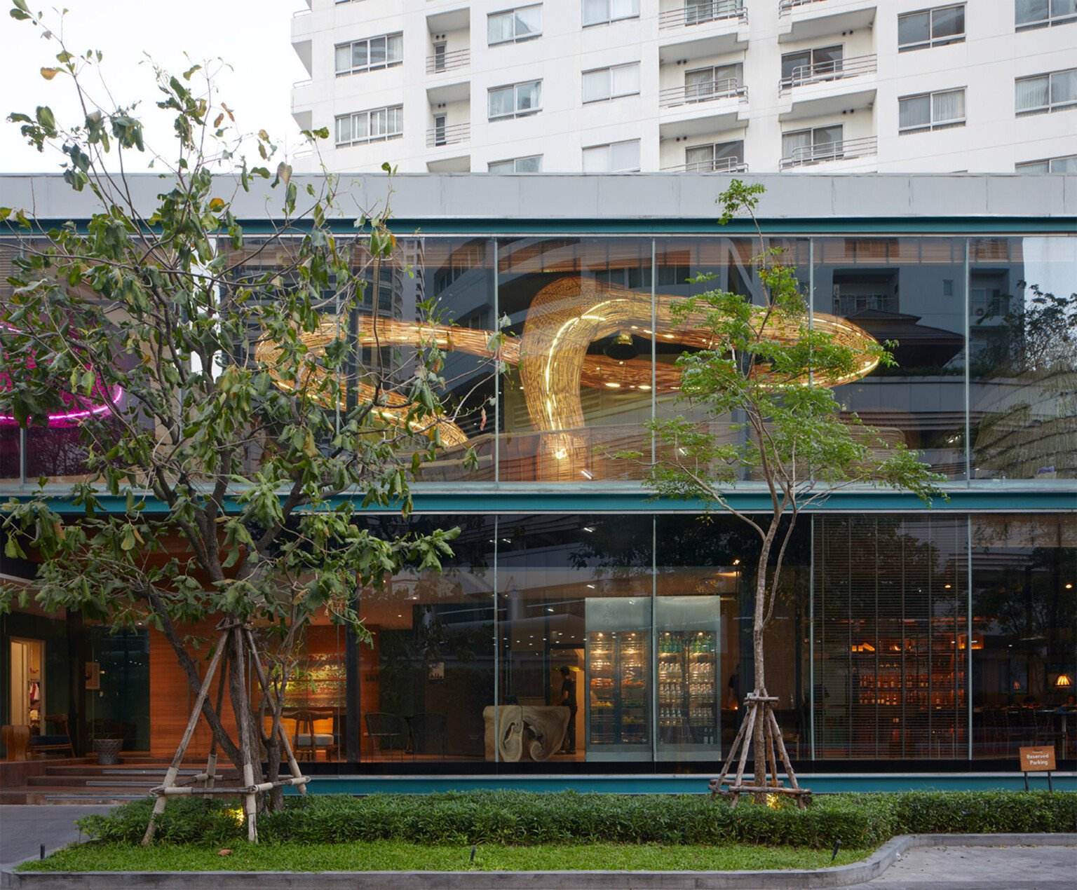 santuario yoga ratan Bangkok 4