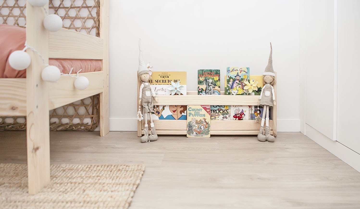 Muebles para una habitación infantil de madera de la firma española Muebles Lufe