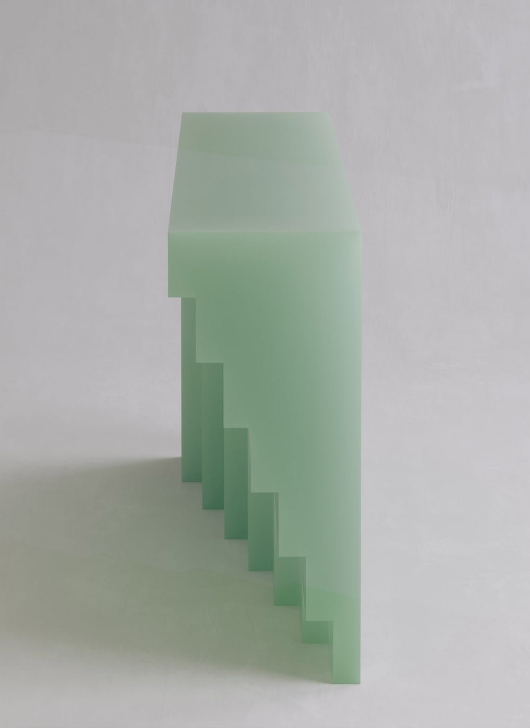 niko-koronis-g-colección-carlo-scarpa muebles de resina 8