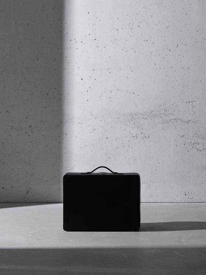 Bolsa-David Chipperfield-Tsatsas-2