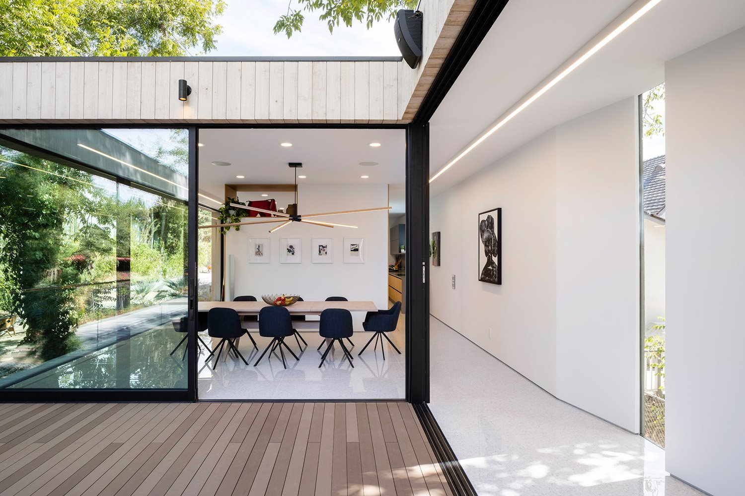 casa prefabricada bridge house dan brunn comedor foto brandon shigeta