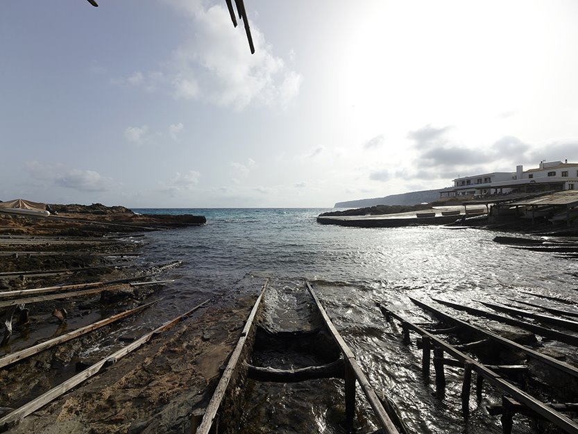 KARTMA by Philarthropic-Xuan Lan-Jordi Bernadó-Camino-Formentera