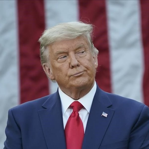 Donald Trump vende su mansión por evasión de impuestos en mitad del Impeachment