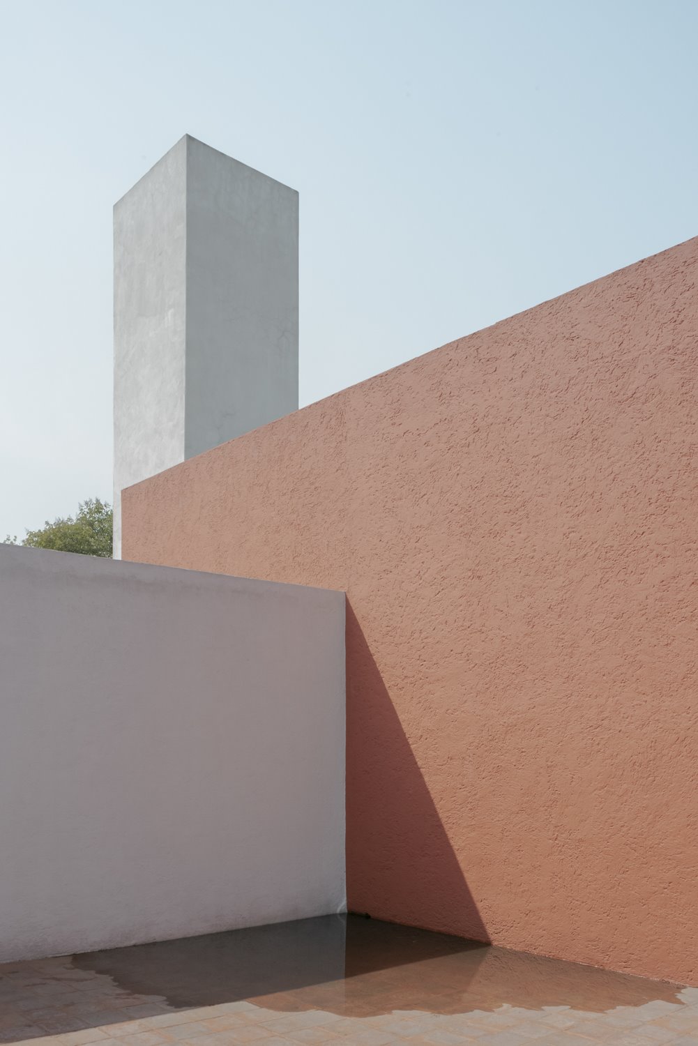 Fachada de un edificio del arquitecto mexicano Luis Barragan