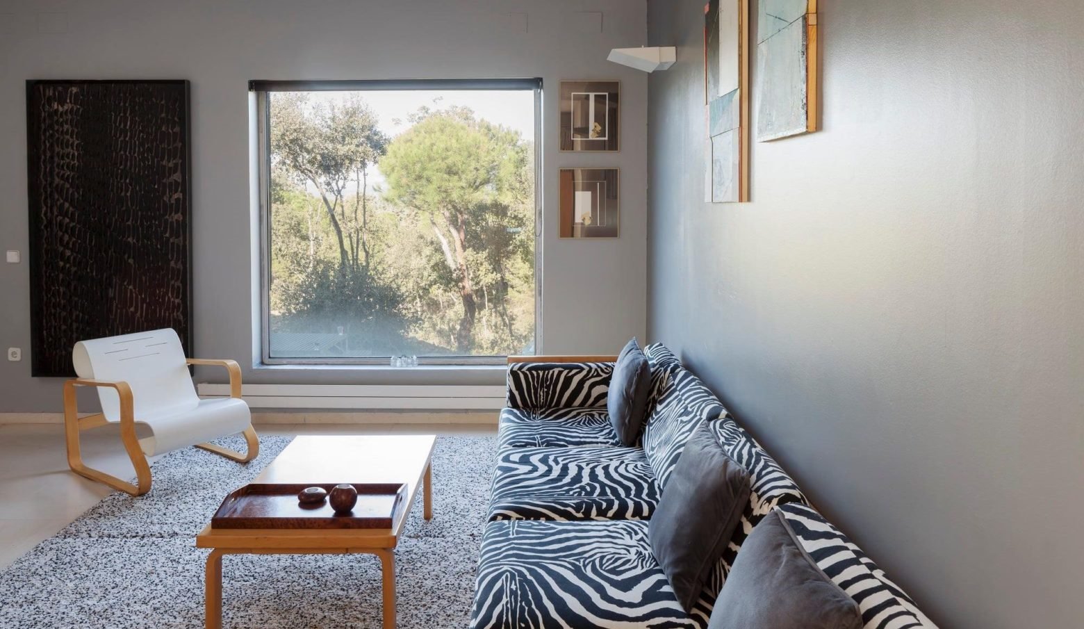 casa de blas campo baeza sillón cebra