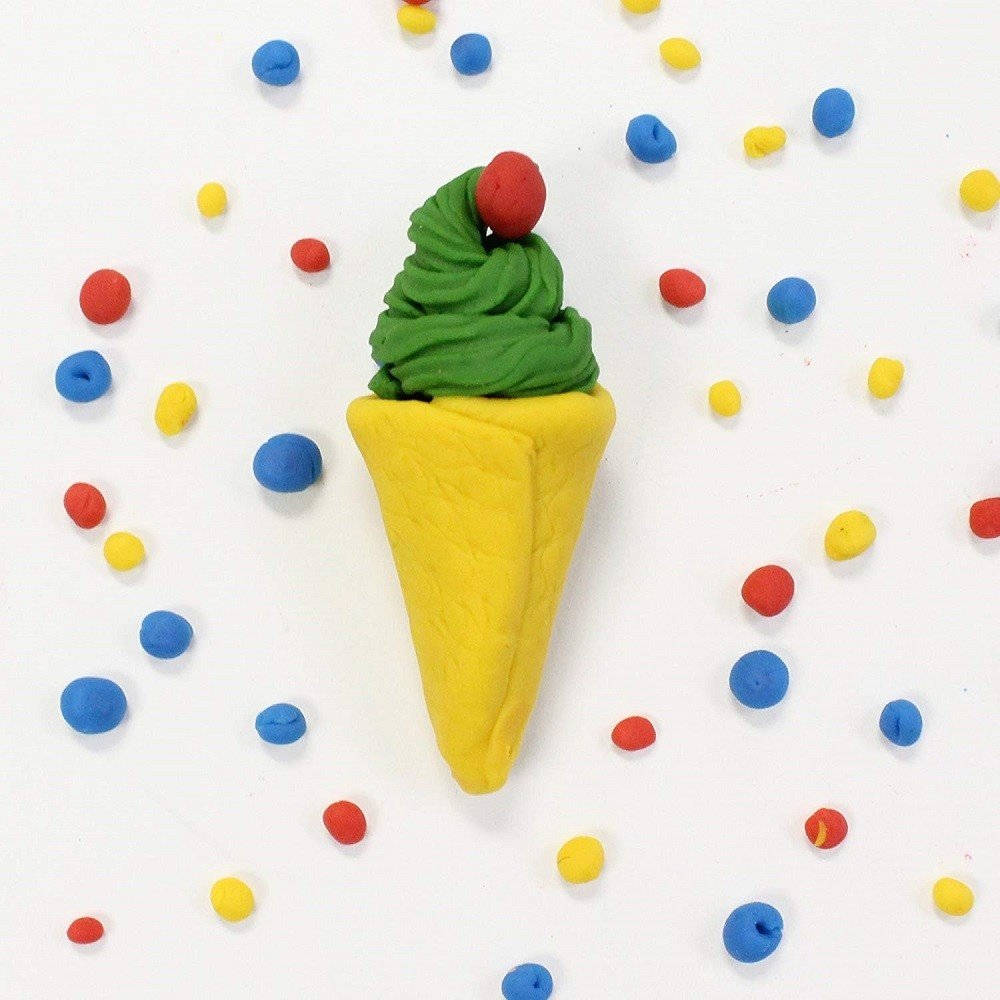 Plastelina play doh hecho de harina de arroz totalmente eco. Para moldear