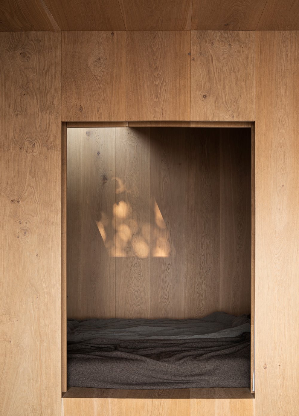 NORM ARCHITECTS FJORD BOAT HOUSE cama