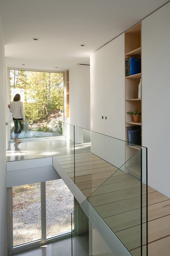 casa de madera en quebec natalie dione pasillo
