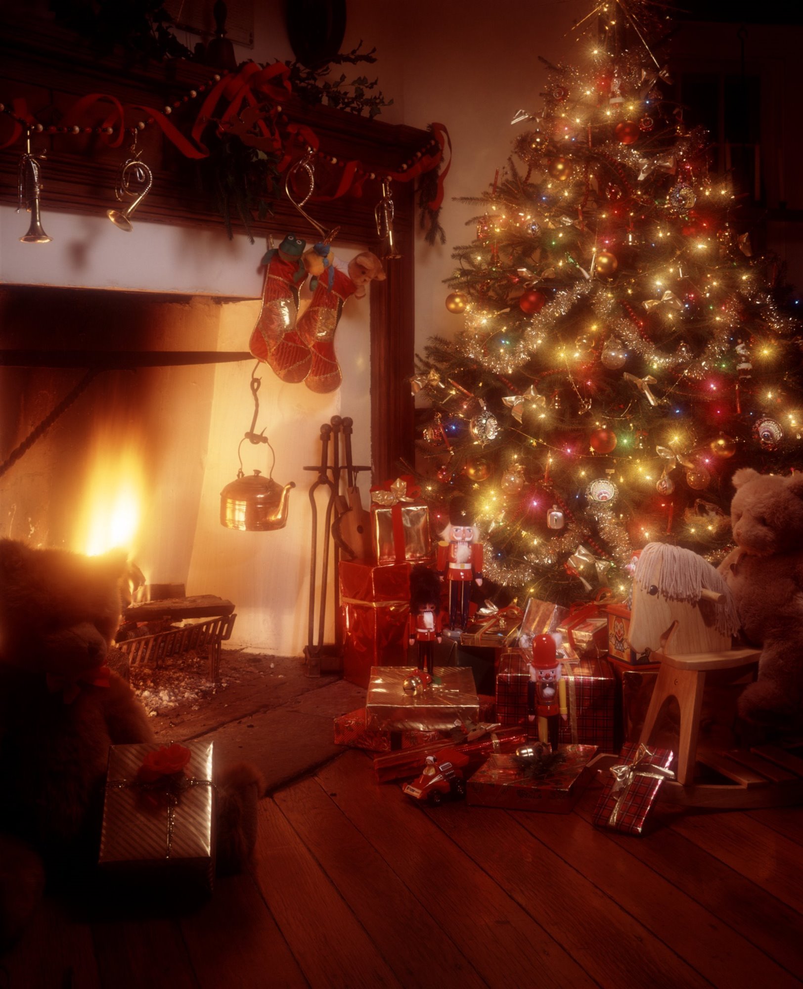 Casa con decoracion de navidad de los años ochenta