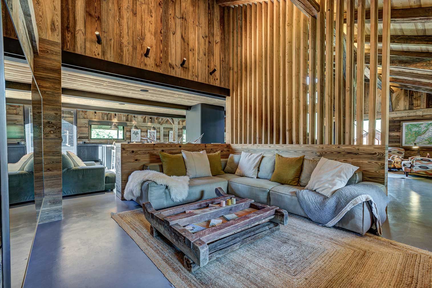 casa-refugio-alpino-salon 6da9a527 1024x683