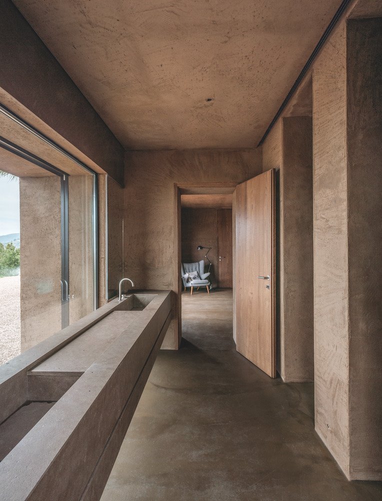 Villa Ra imagen de un baño de Morq Architecutre