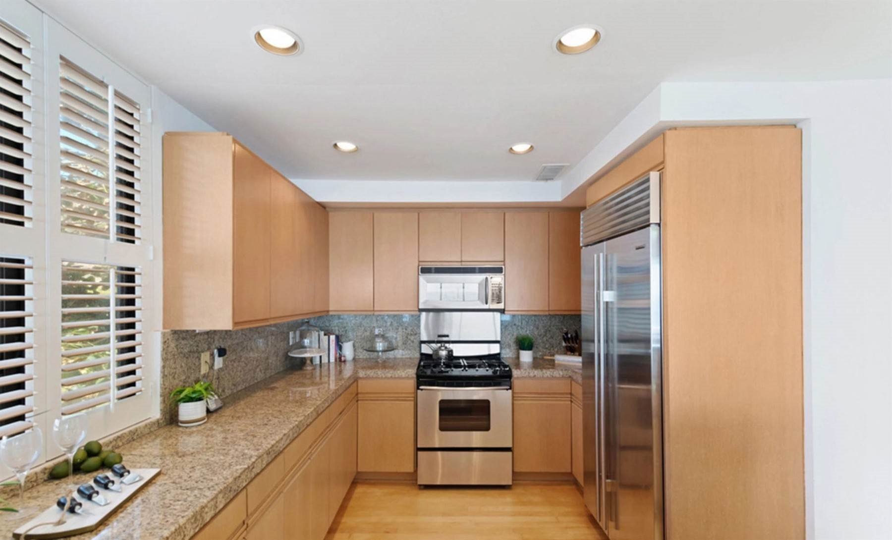 Cocina de la casa de la actriz gal gadot en Malibu