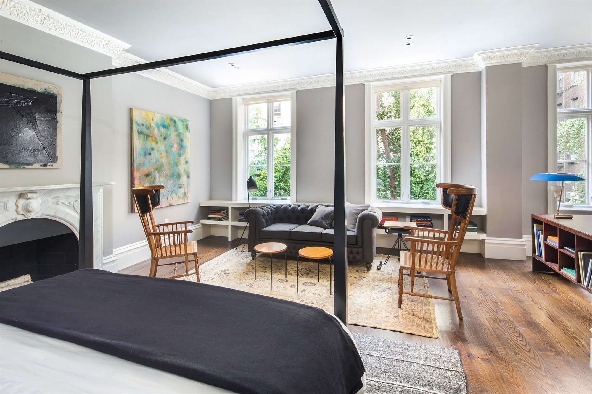 Dormitorio con cama con dosel de la casa de la actriz de sexo en Nueva York Sarah Jessica Parker Carrie