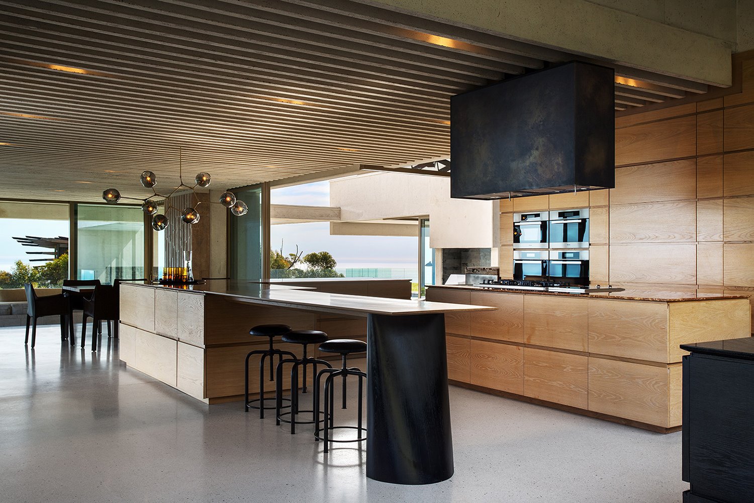 casa ovd19 ciudad del cabo saota cocina con office