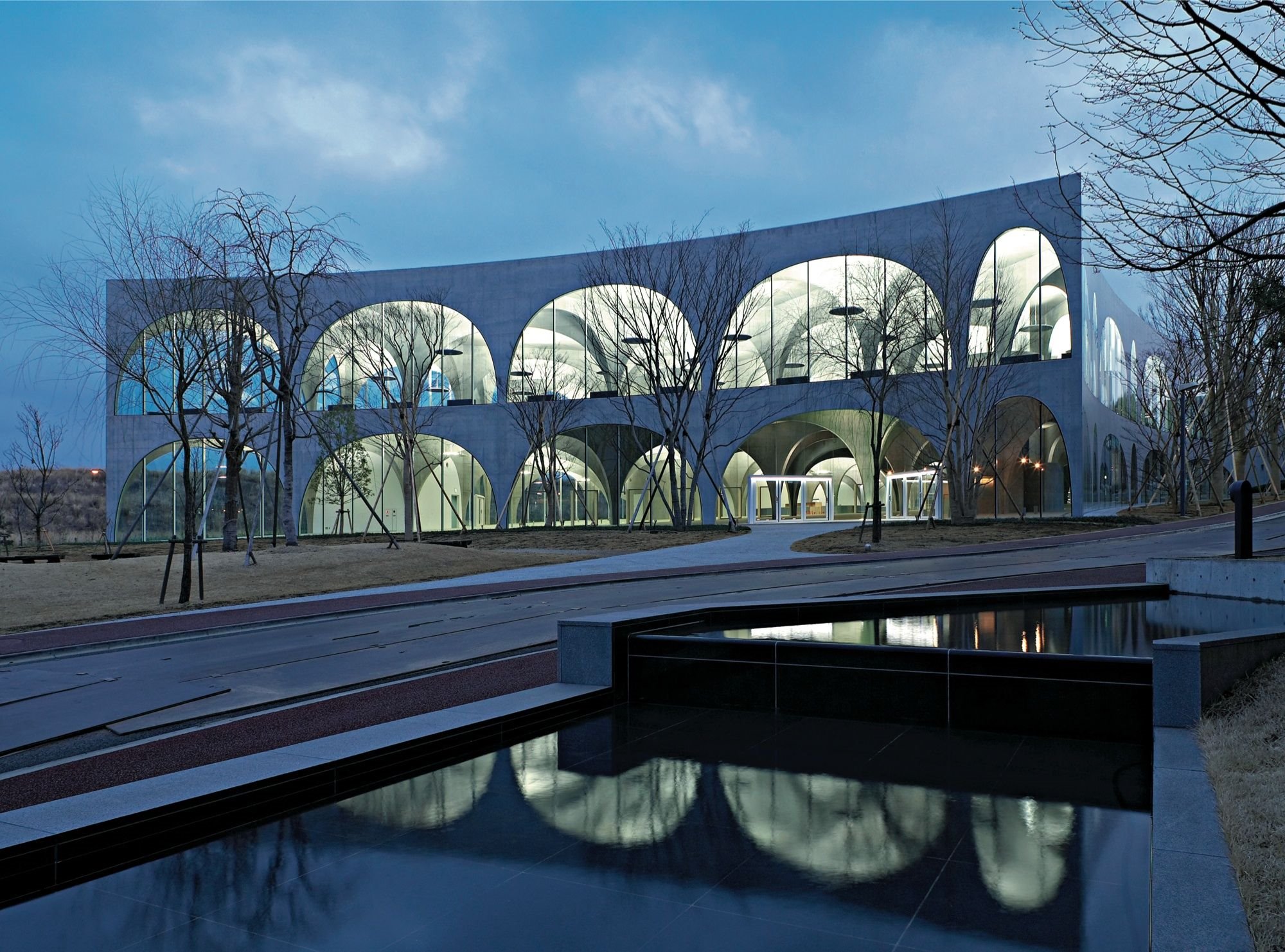 2007 Tama Art University Library Hachiōji