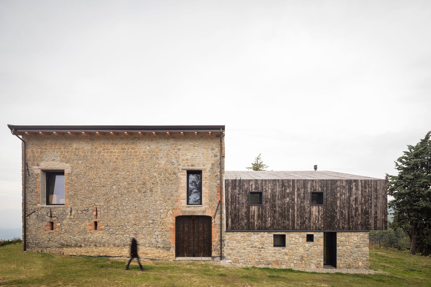 casa rural ca inua ciclostile architettura italia fachada principal