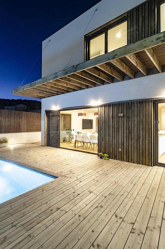 casa pasiva prefabricada arquima barcelona vista exterior nocturna