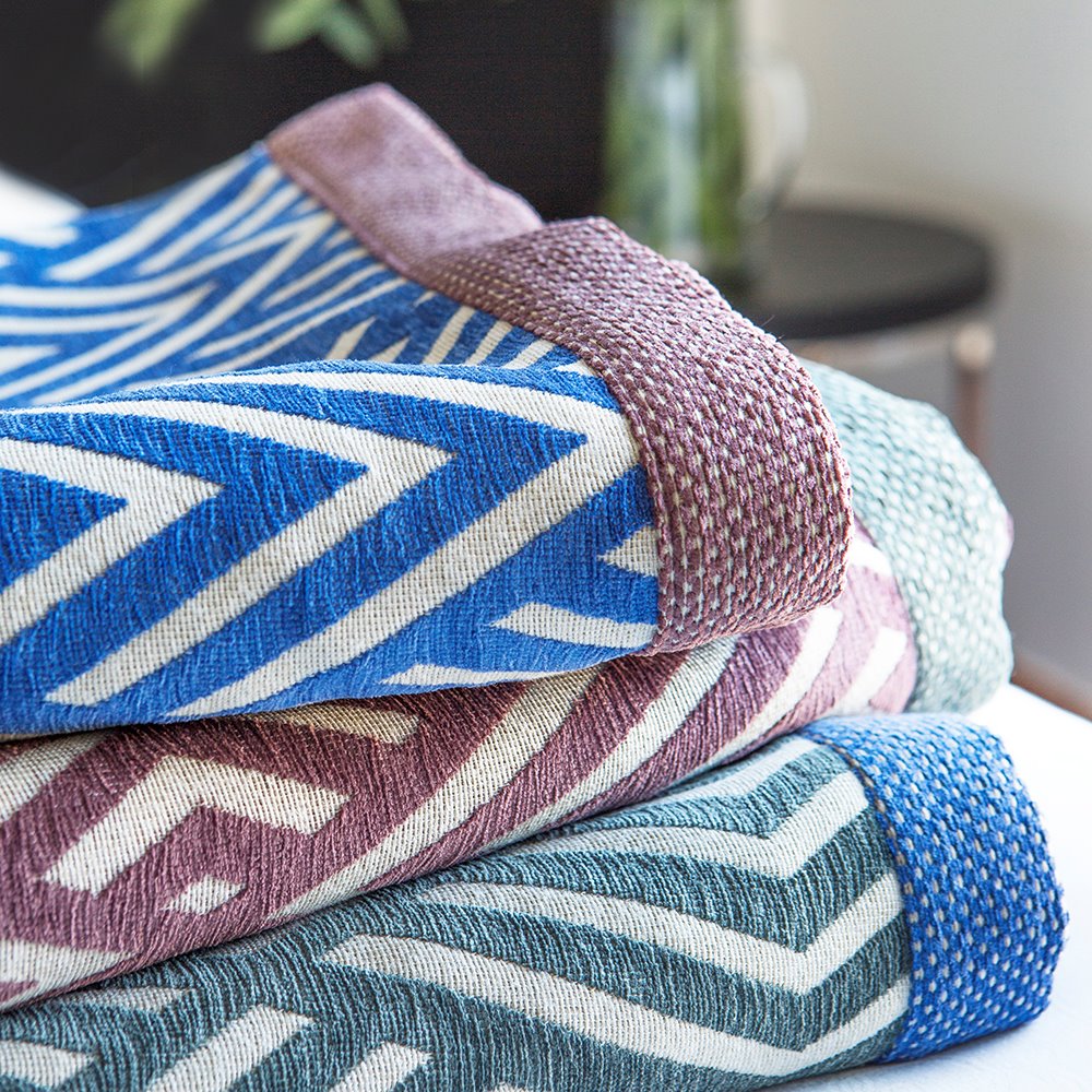 BioBlock cuenta con el Certificado ISO 18184:2019: Determinación de actividad antiviral en productos textiles.