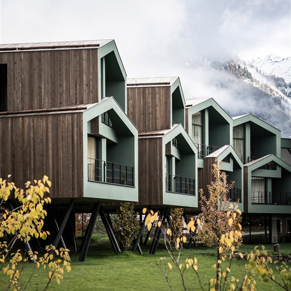 Un hotel en el Tirol italiano inspirado en las tradicionales cabañas de madera