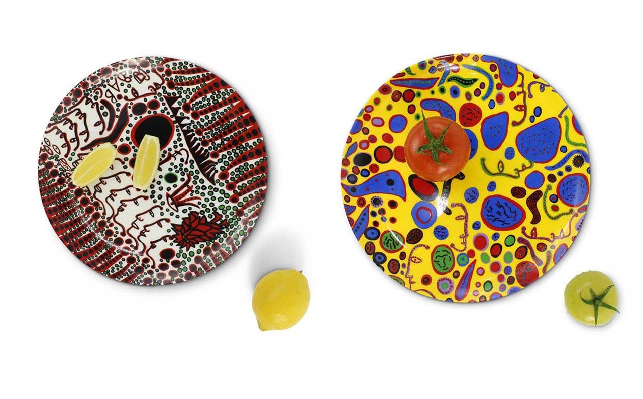 Los fans de la artista japonesa podrán poner un toque de color a su mesa con estos originales platos.