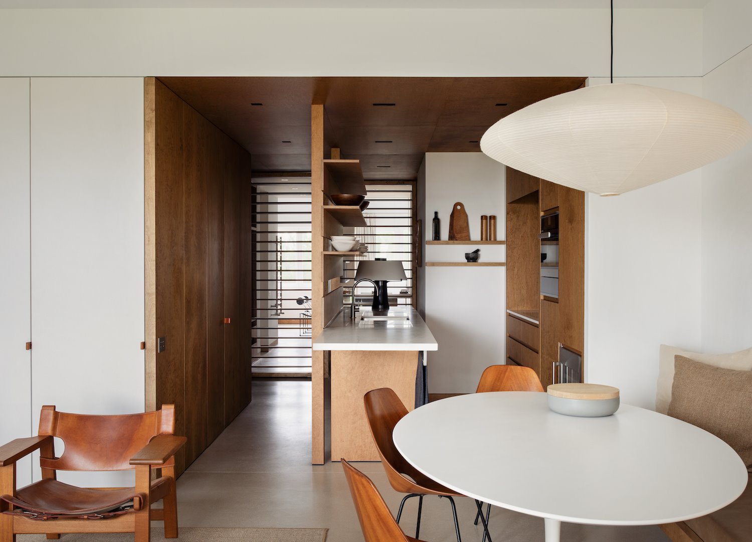 casa en bélgica mesa comedor y cocina