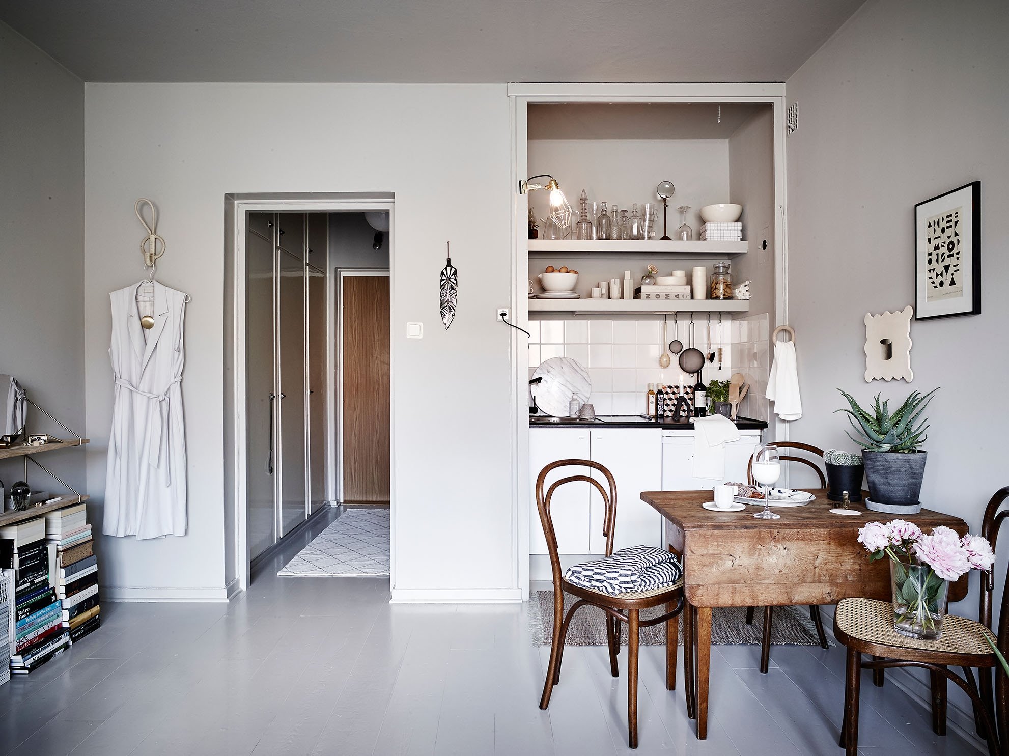 Piso pequeño con cocina