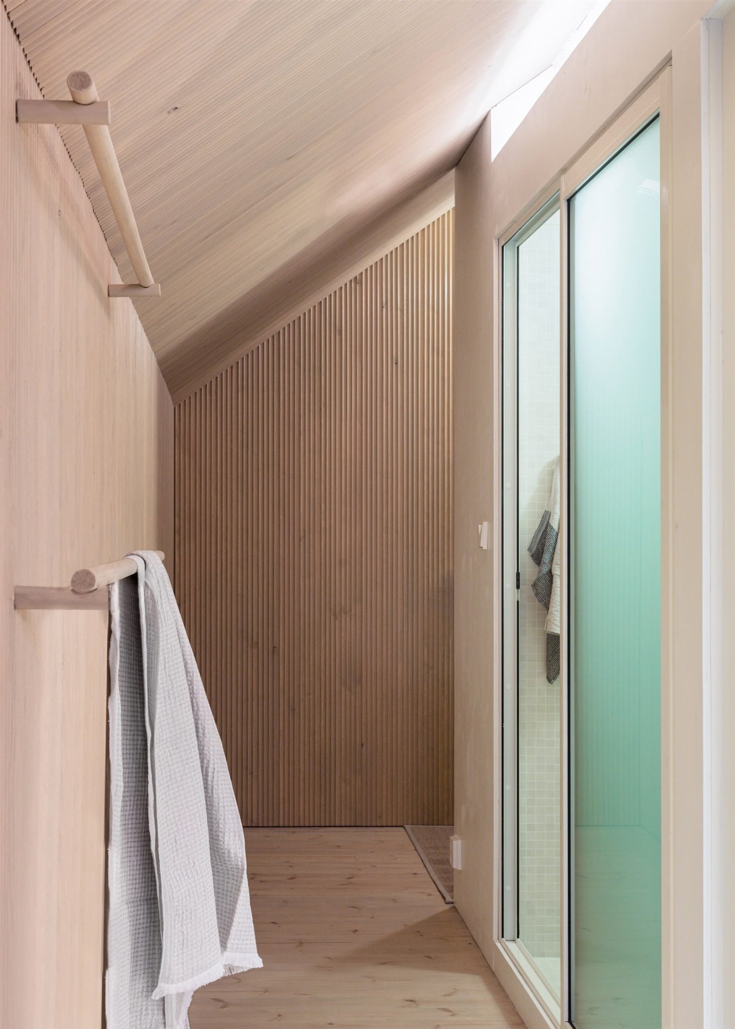Cabaña en las montañas de Finlandia baño tipo sauna