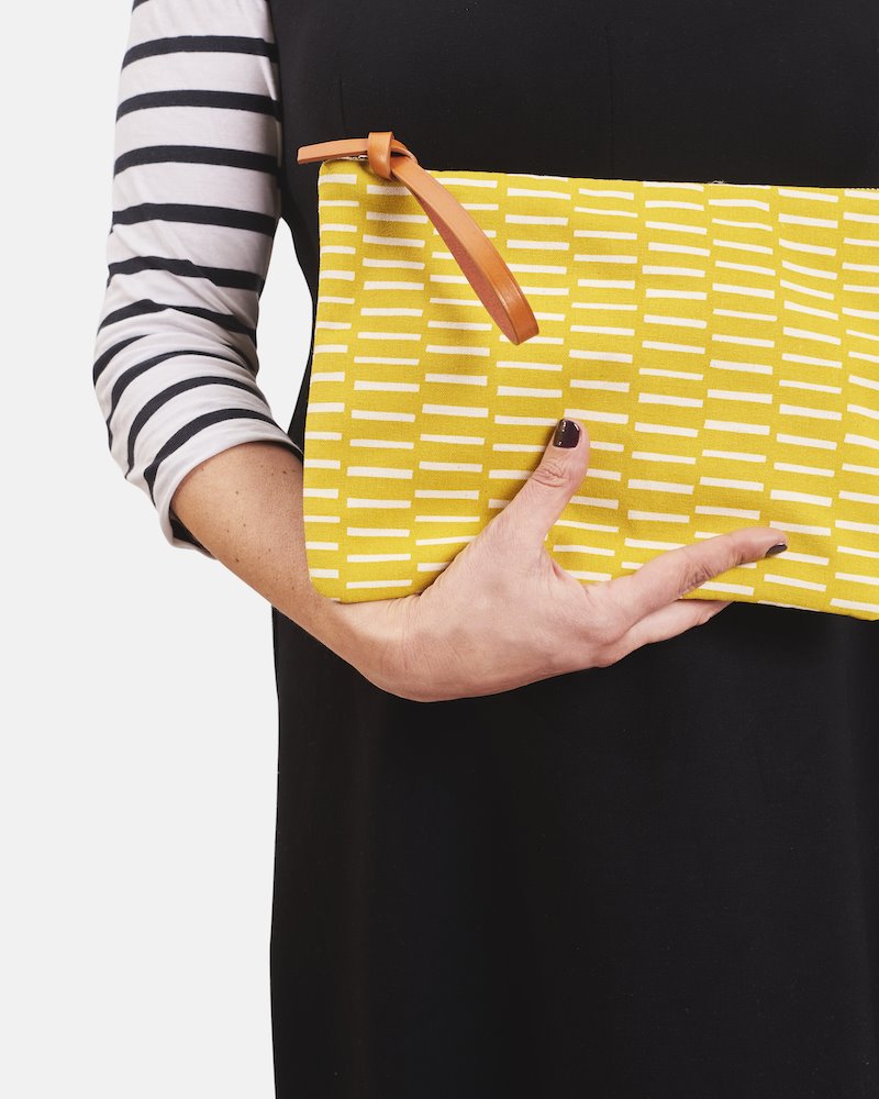 Rayas, puntos, triángulos... Cualquier forma geométrica se convierte en un elegante patrón en las manos de las diseñadoras de CUCS.