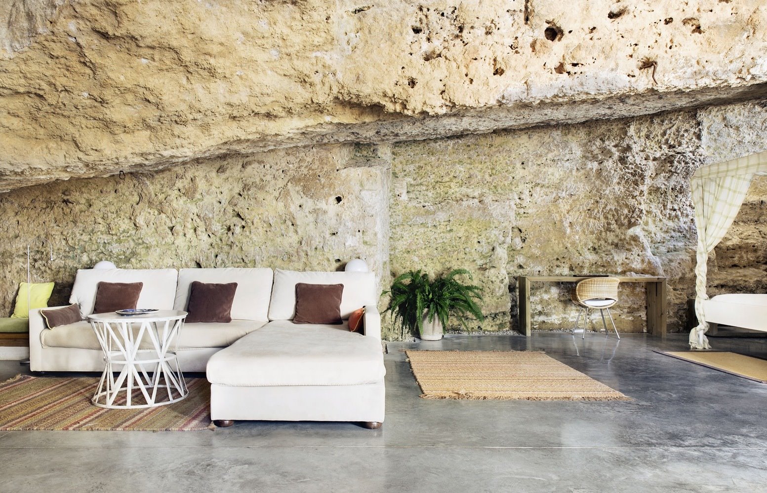 Casa-cueva-en España. Casa en España