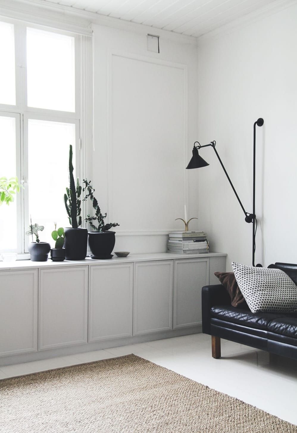 Mueble Hemnes para poner debajo de una ventana