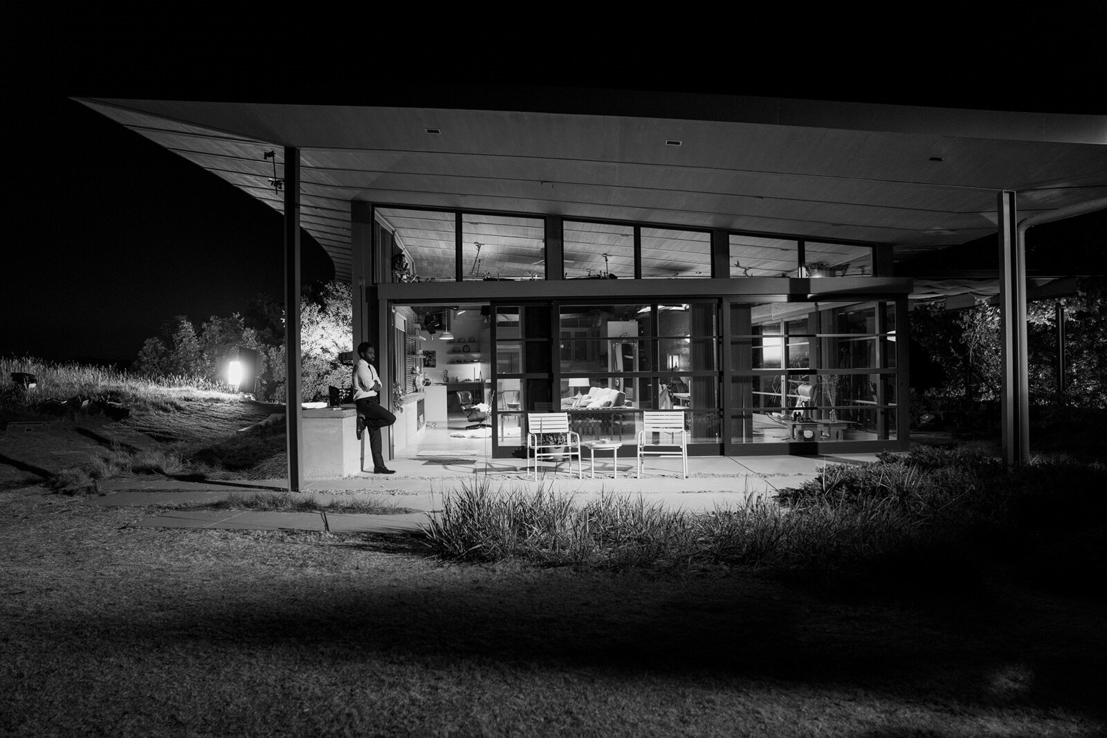casa caterpillar exterior. netflix