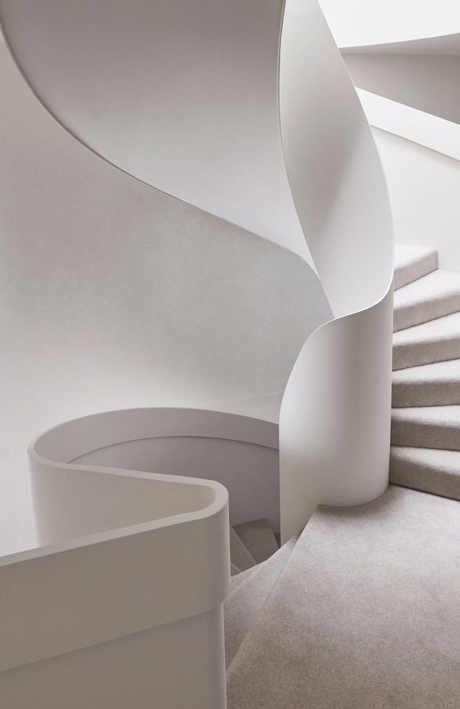 Casa en australia con escalera de caracol