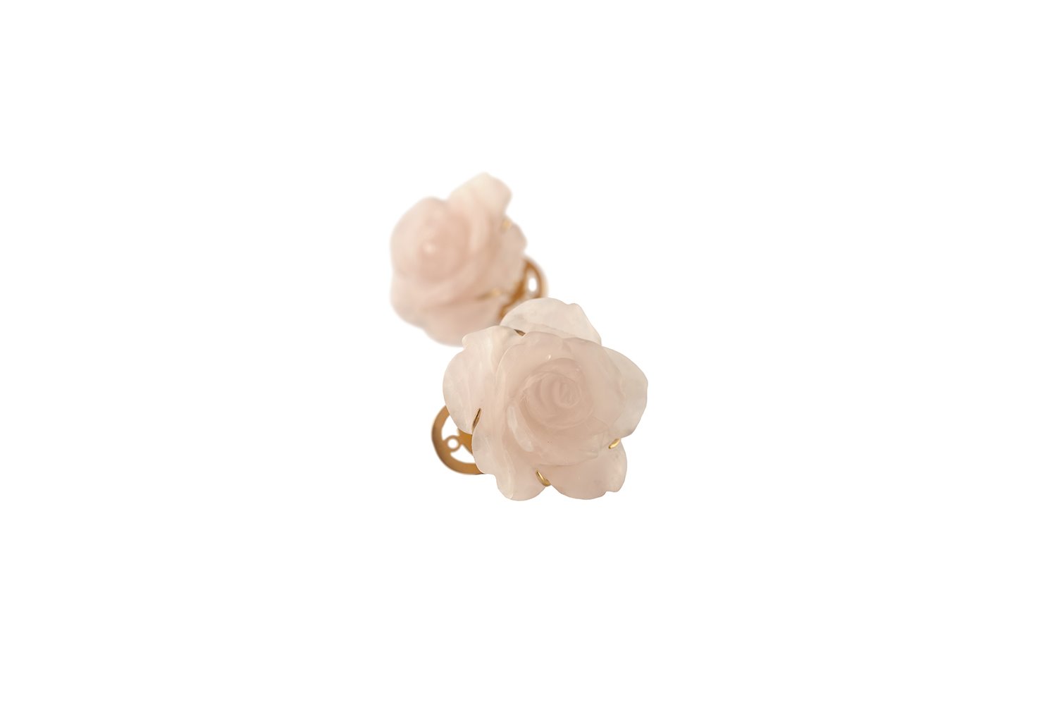 Pendientes con rosas en color rosa