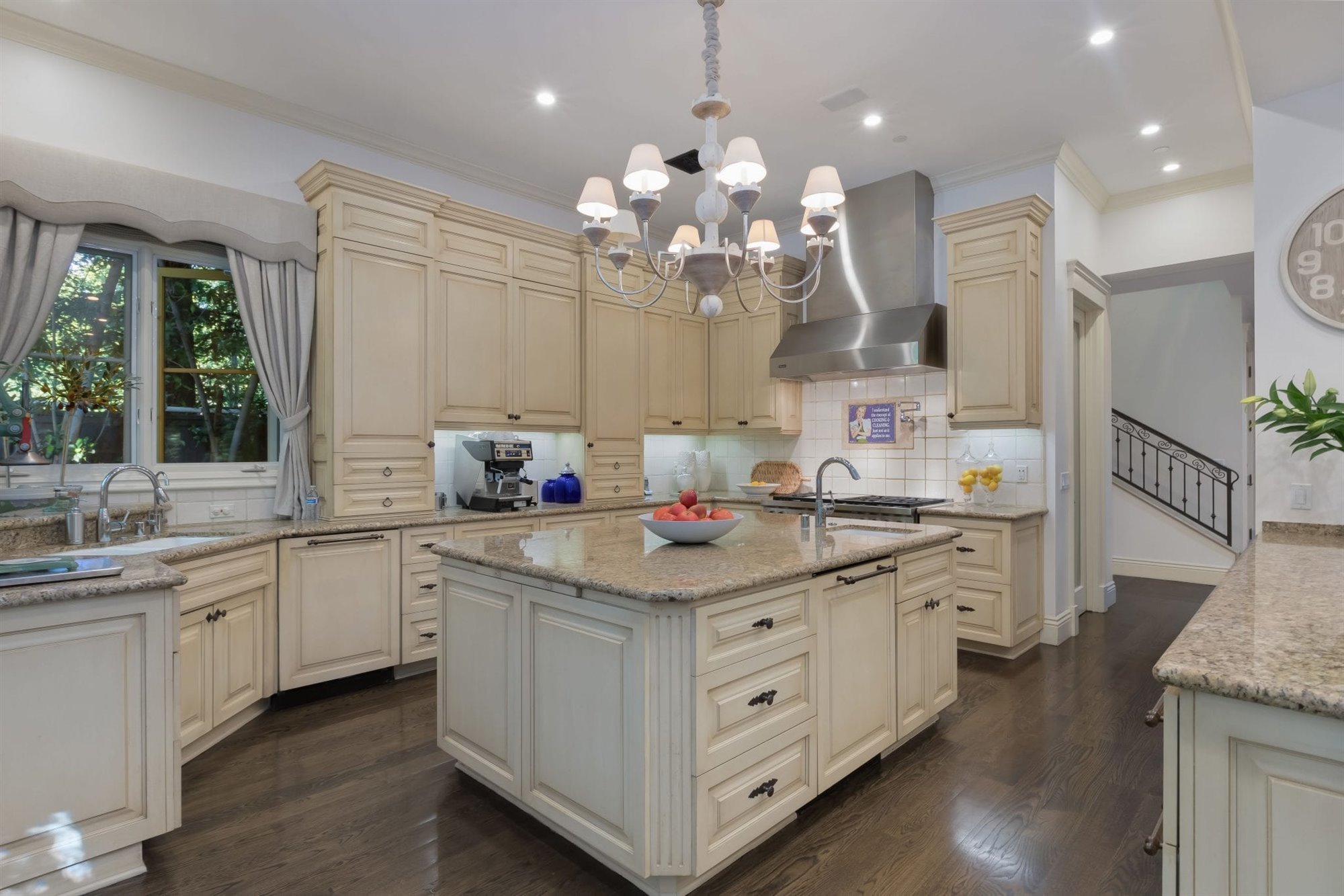 Casa de Britney Spears en Los Angeles cocina